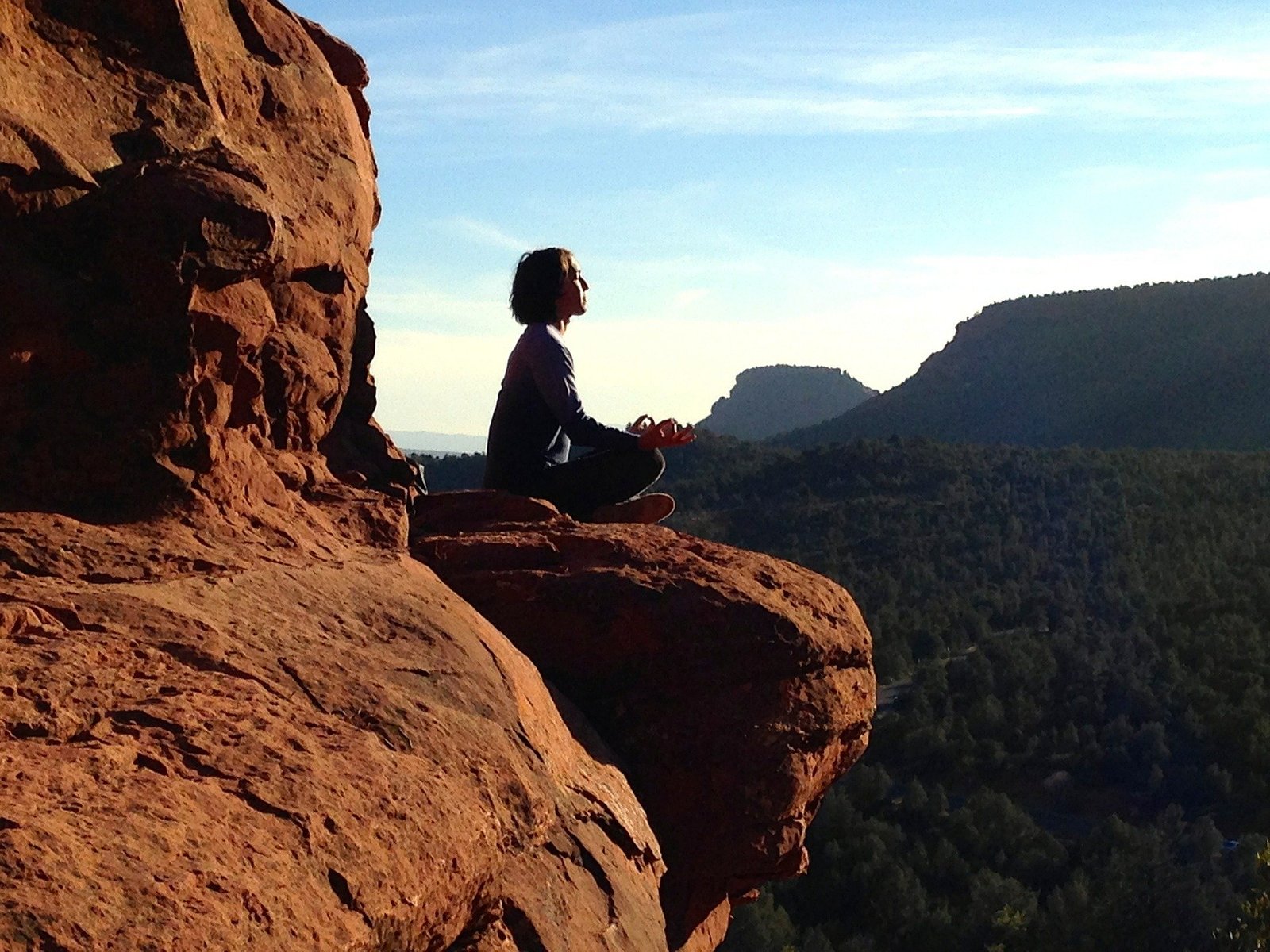 Lindsay Guion On Yoga Meditation And The Benefits Of Both To One s Well Being Kimra Bettasso 